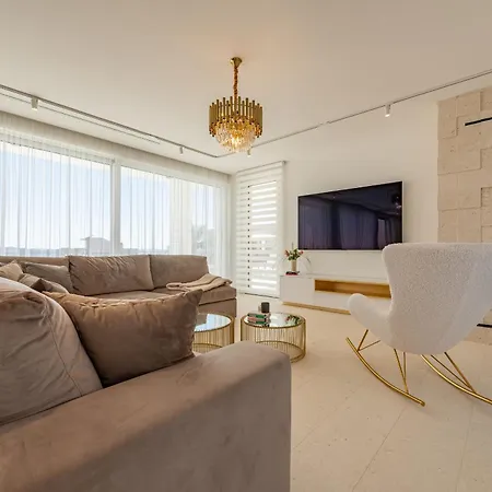 别墅 Posh Zadarvillas 扎达尔