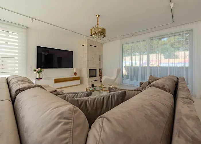 Posh Zadarvillas Βίλα *