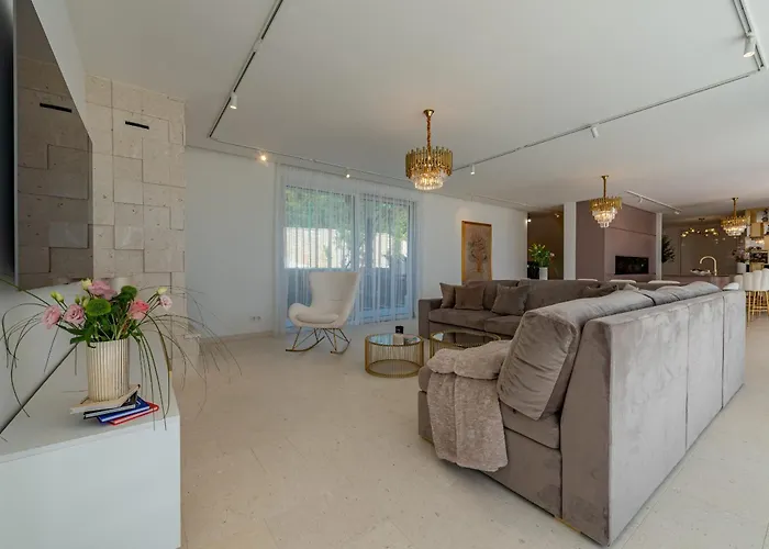 Βίλα Posh Zadarvillas *